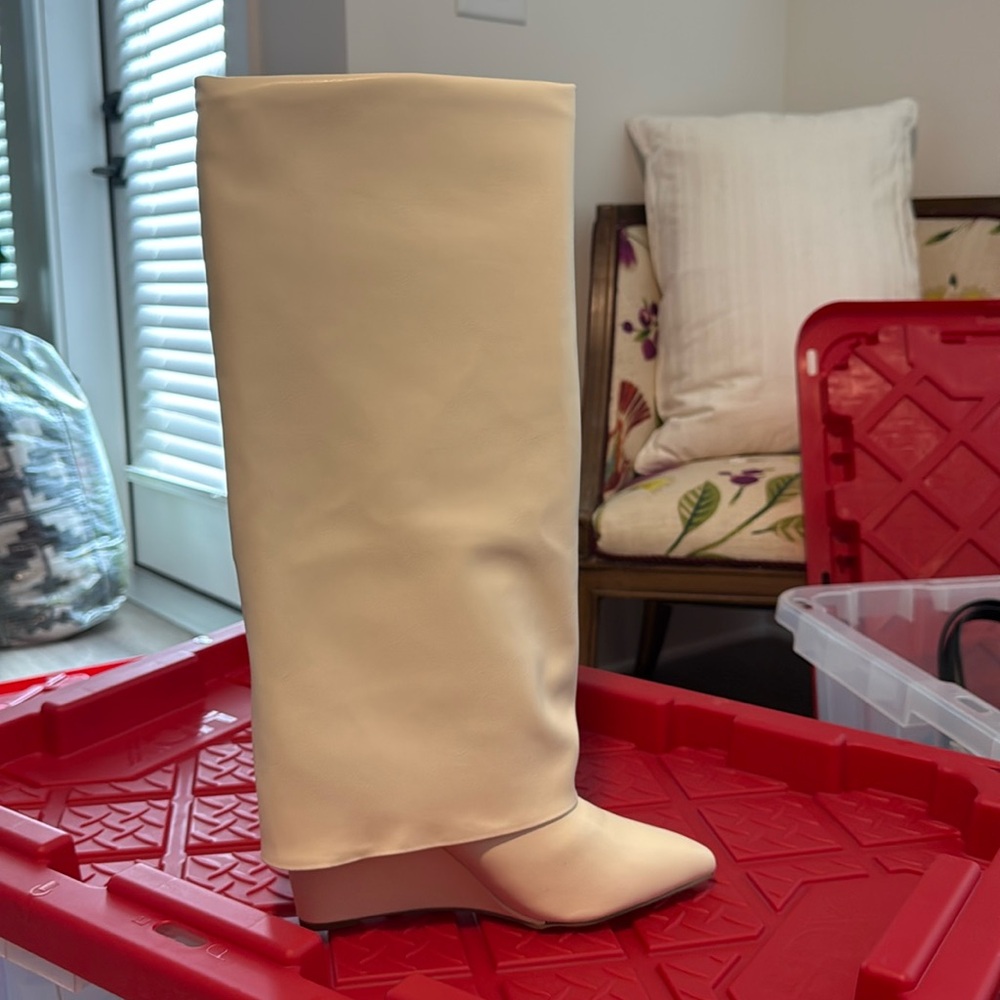 Steve Madden Evander boot 10M new